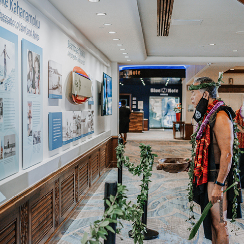 Outrigger Waikiki Beach Resort - Surf Exhibit Hawaii