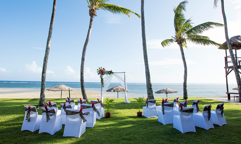 Beach Wedding Setup | 5 Tips for a Magical Fiji Destination Wedding