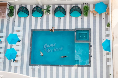 オハナ・ワイキキ・イースト by アウトリガーの外観